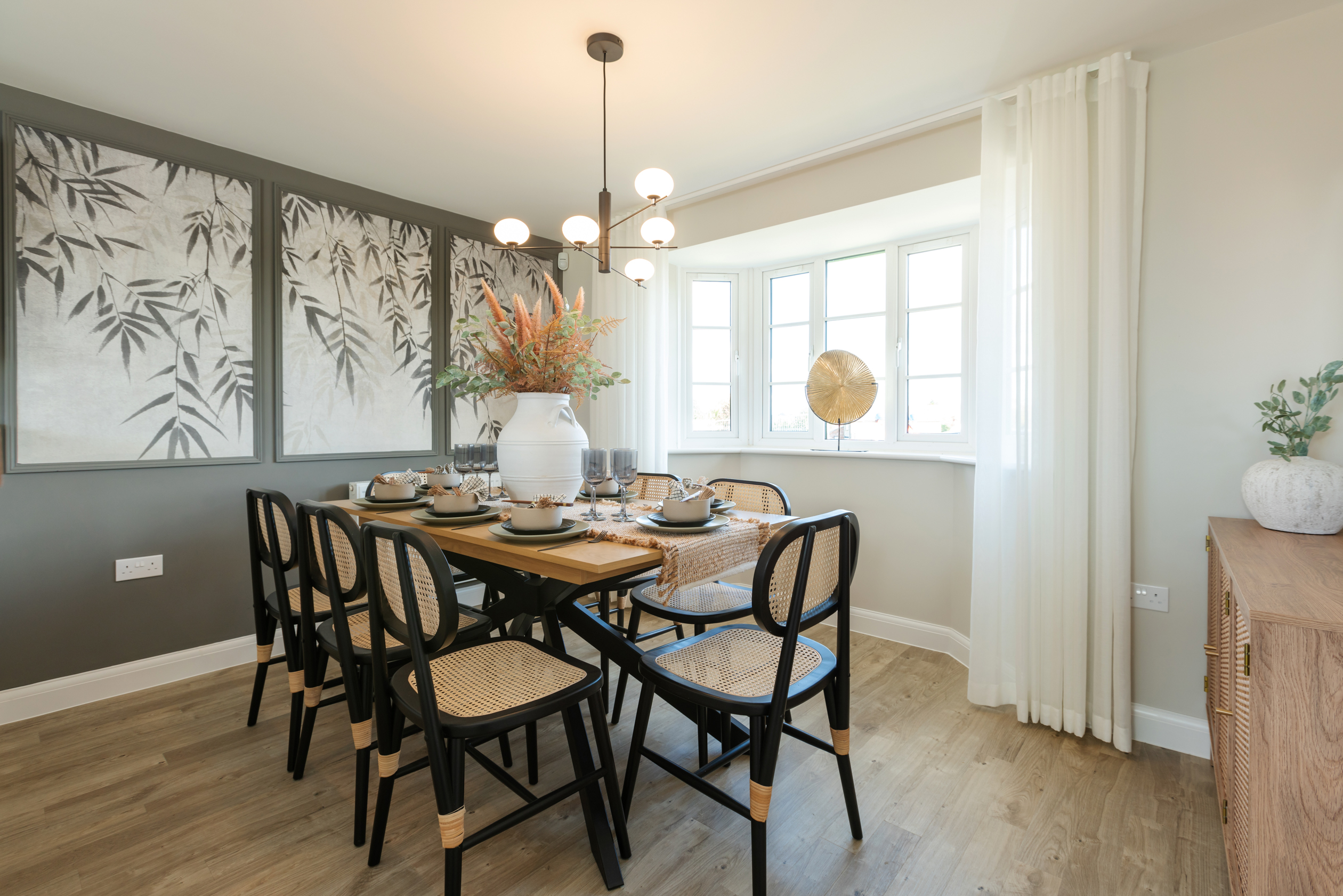 avondale dining area