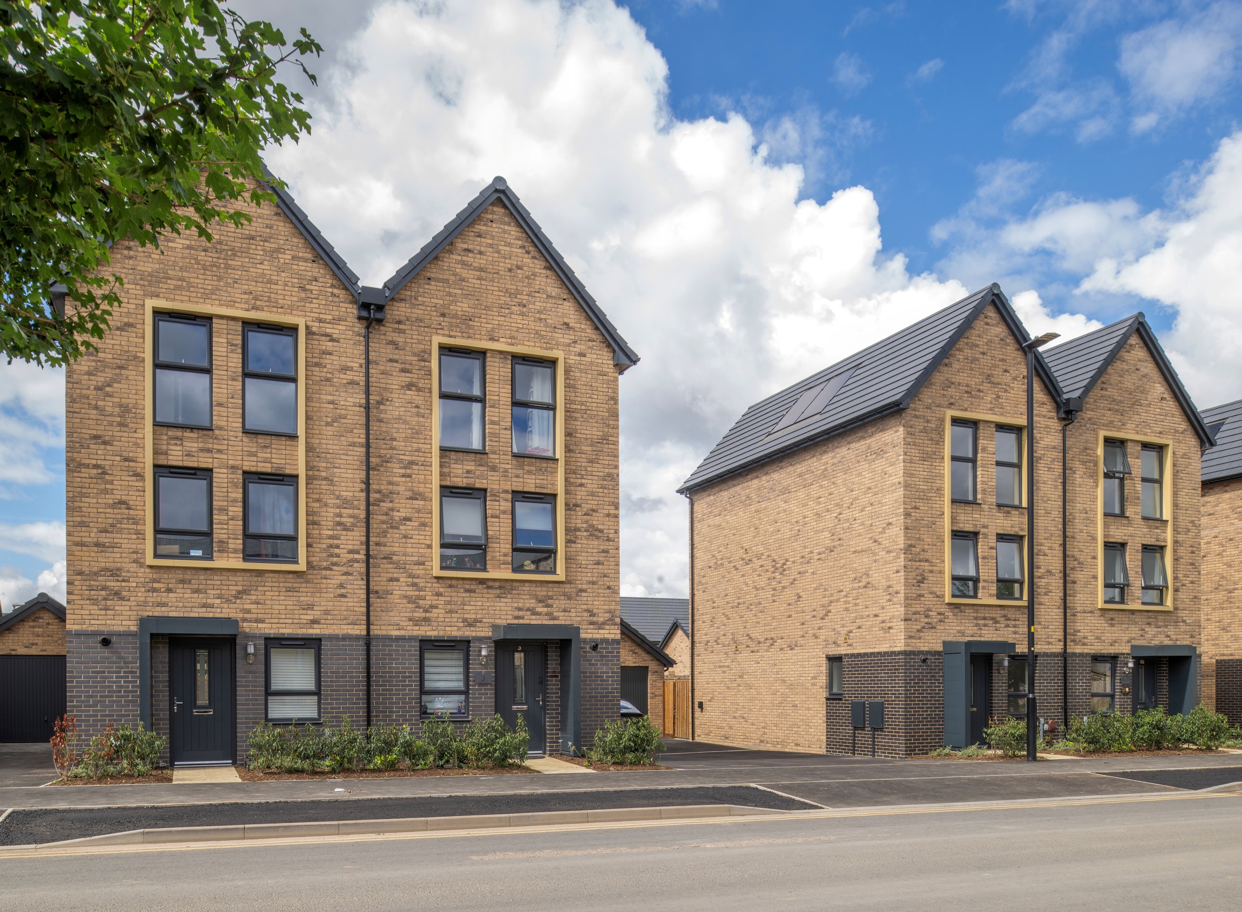 Outside view of the Willesley three bedroom home at Canalside
