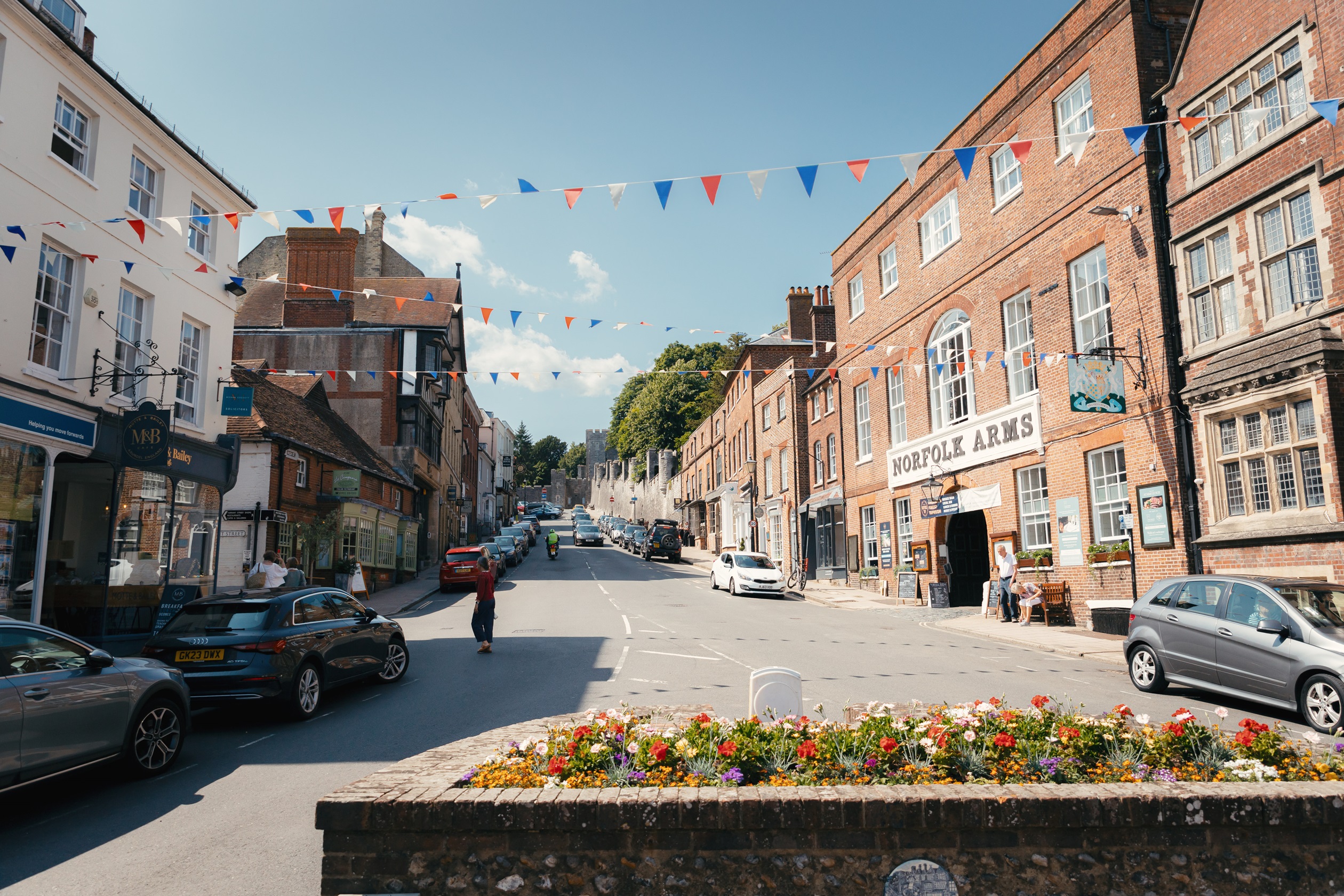 Local area shot of arundel  high street