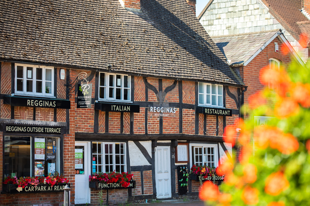 local restaurant in botley, near forest walk in whiteley