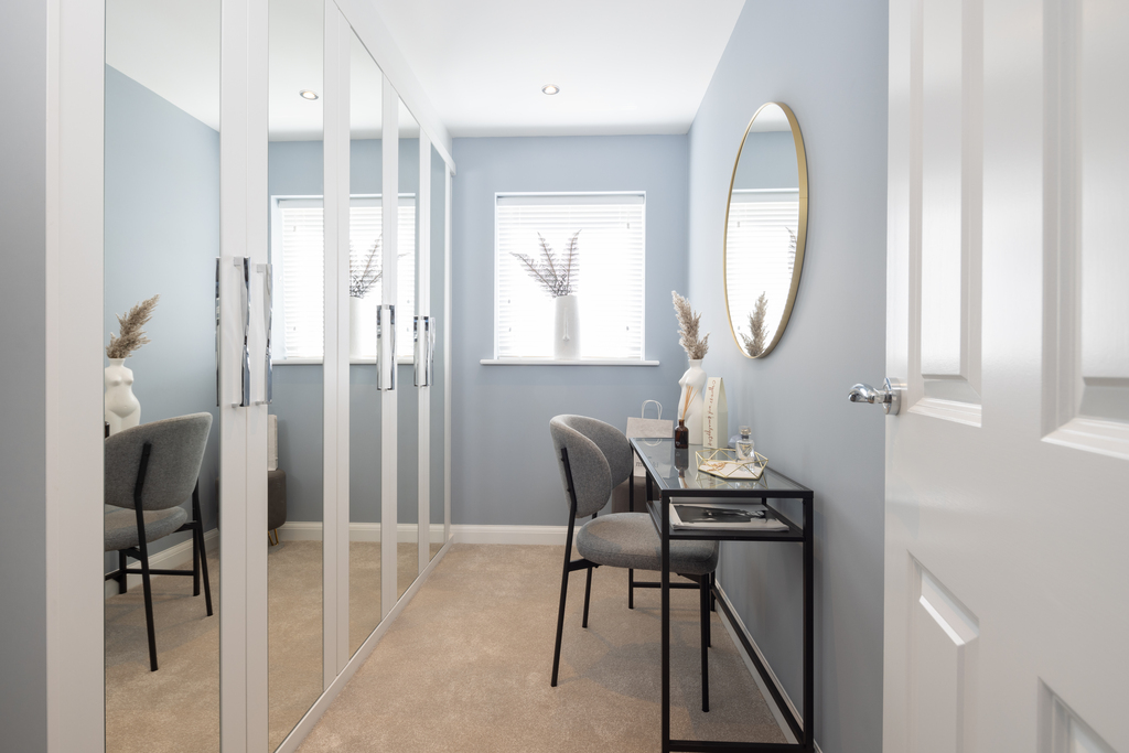 Internal image of the main bedroom wardrobe in the curdridge