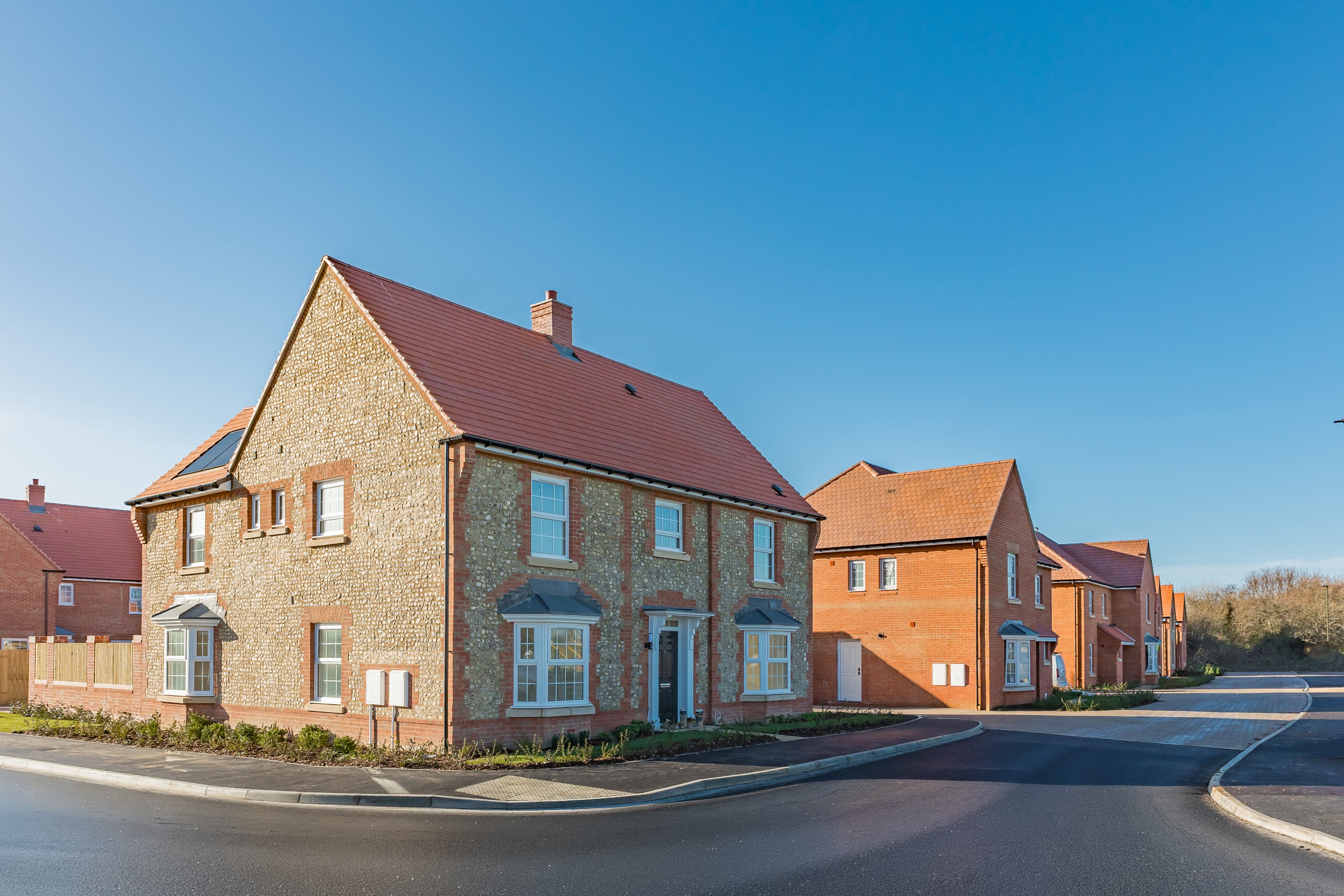 External street scene at fossil bay