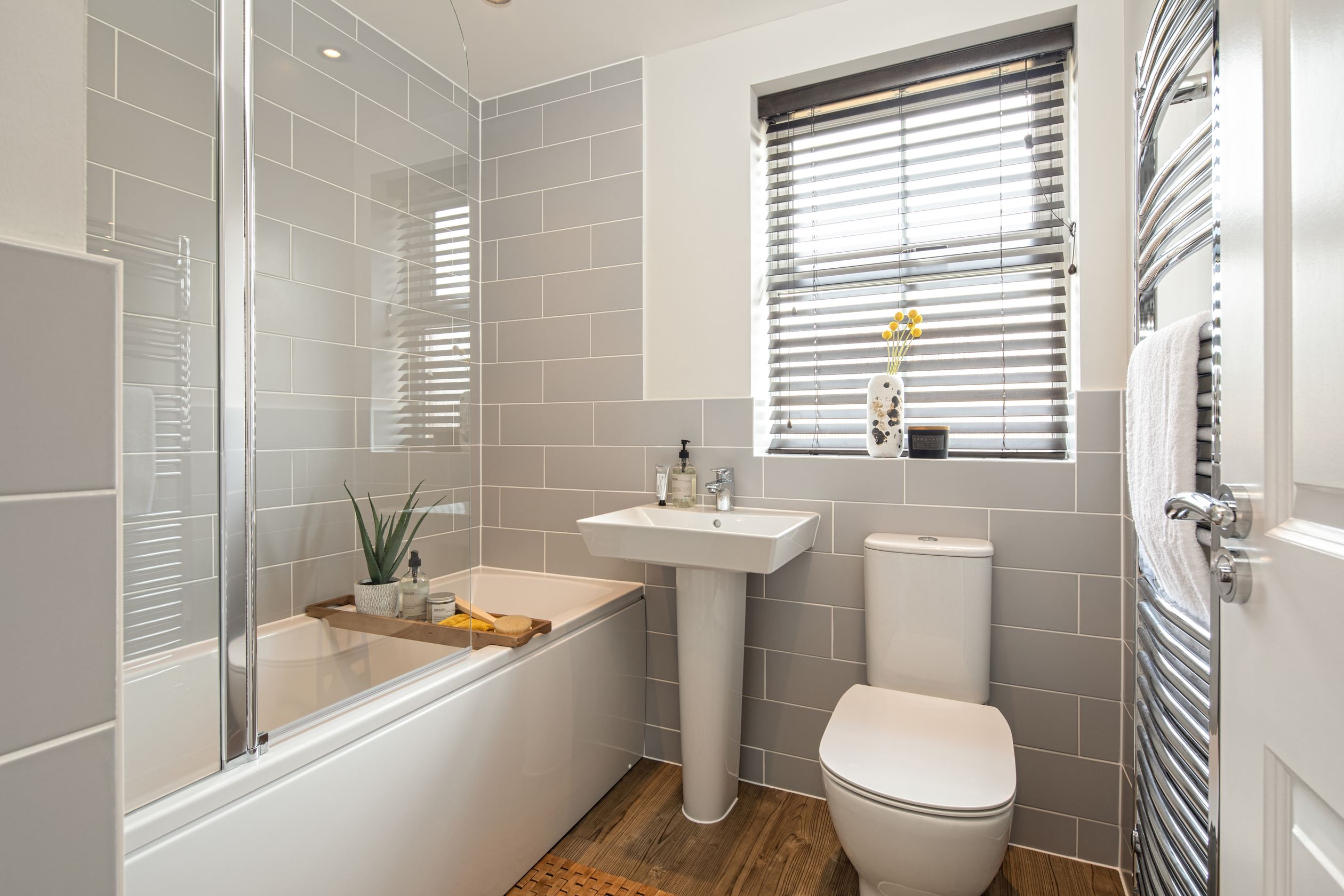 Main bathroom of the Hadley 3 bedroom home