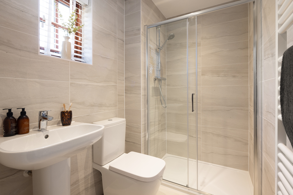 Internal shot of the en suite in the main bedroom conwy show home