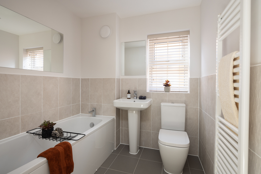 Internal shot of the main bathroom in the kirkdale