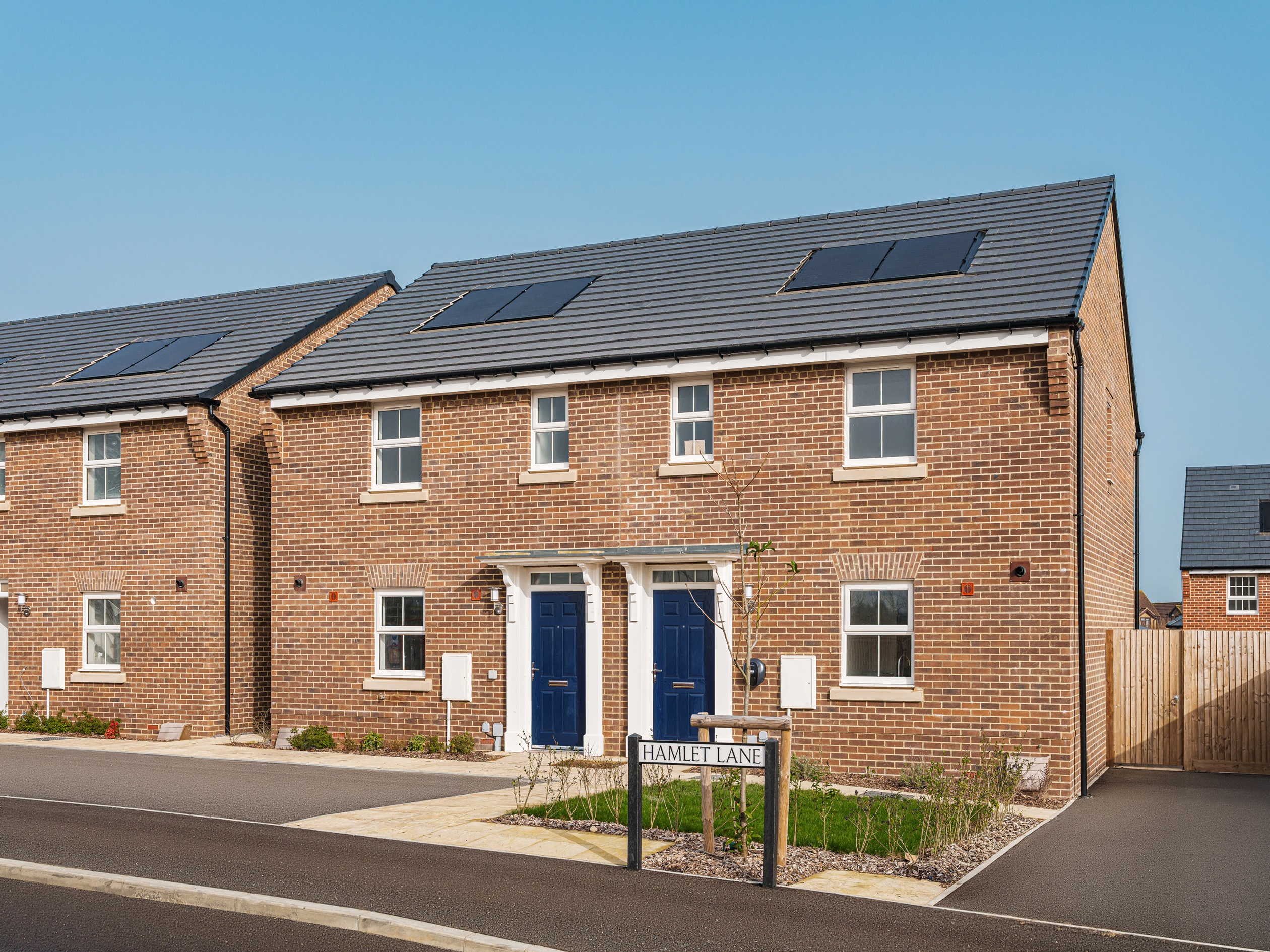 external shot of the alder at the hamlets