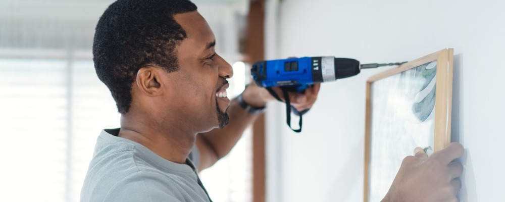 Our step-by-step guide to hanging pictures in new-build houses