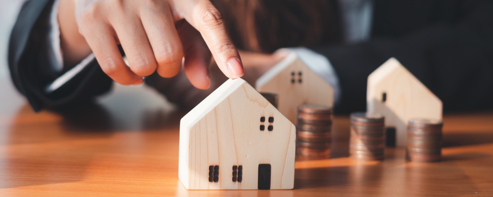 The benefits of buying a chain-free property